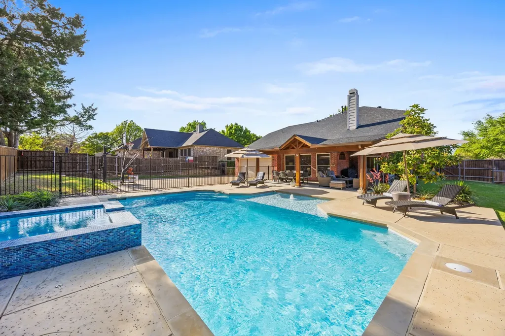 144 Oxford Drive Heath TX 75032