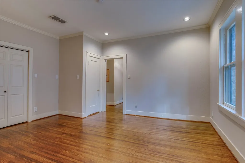 1126 N Windomere Avenue Dallas TX 75208