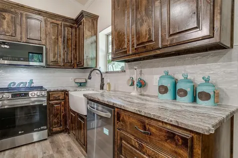 313 Broken Rd Road Perrin TX 76486