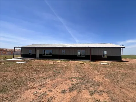 2097 Pr 4282 Hawley TX 79525