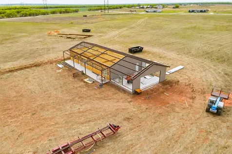 2097 Pr 4282 Hawley TX 79525