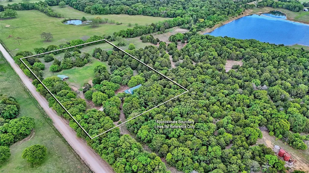 186 County Road 429 Muenster TX 76252