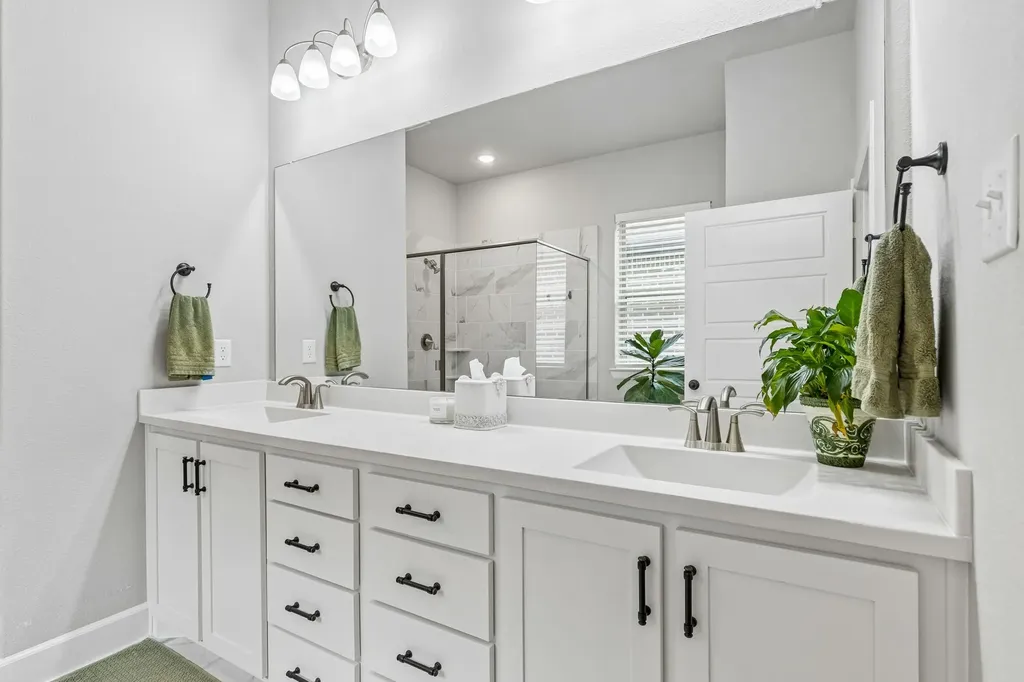 4717 Beaver Creek Drive Arlington TX 76005