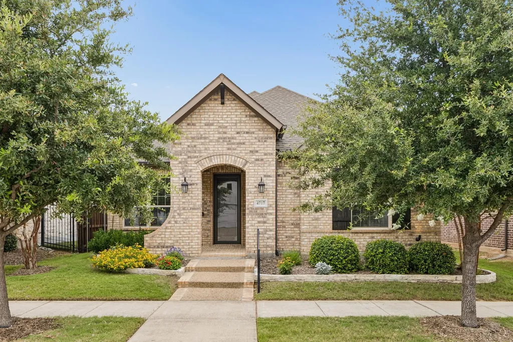 4717 Beaver Creek Drive Arlington TX 76005