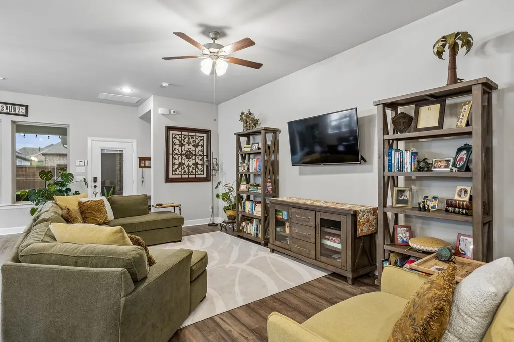 4717 Beaver Creek Drive Arlington TX 76005