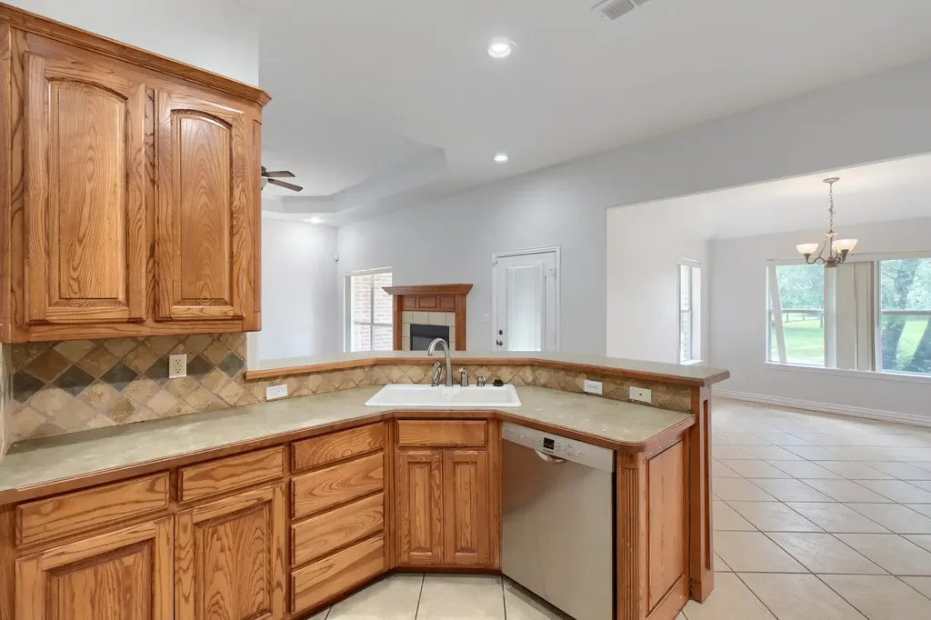 152 Howard Newby Lane Springtown TX 76082