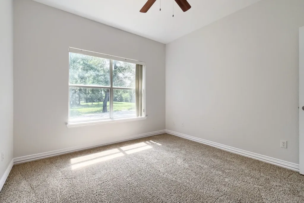 152 Howard Newby Lane Springtown TX 76082