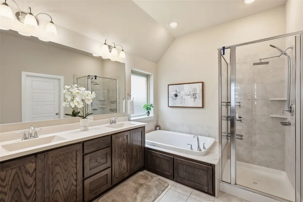 1203 White Squall Trail Arlington TX 76005