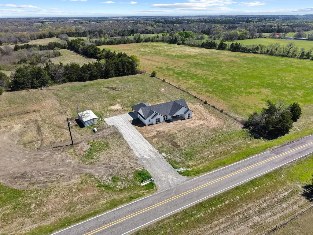 14457 E Fm 1396 Windom TX 75492