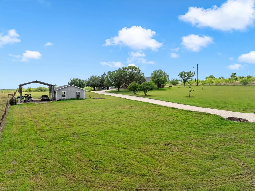 12851 Reeds Lake Road Rogers TX 76569