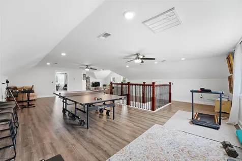 1414 Rs County Road 1605 Point TX 75472