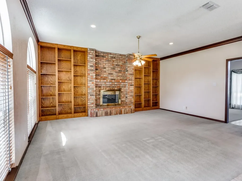4225 Patricias Ridge Fort Worth TX 76126