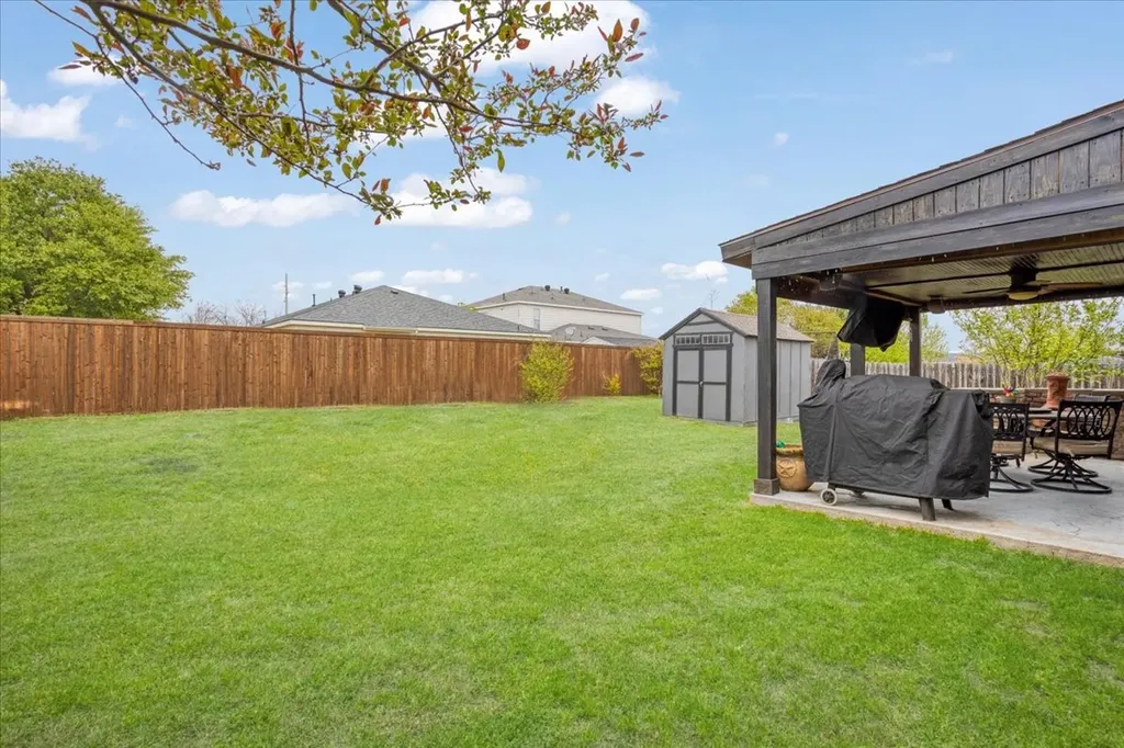 4333 Falcon Drive Sherman TX 75092