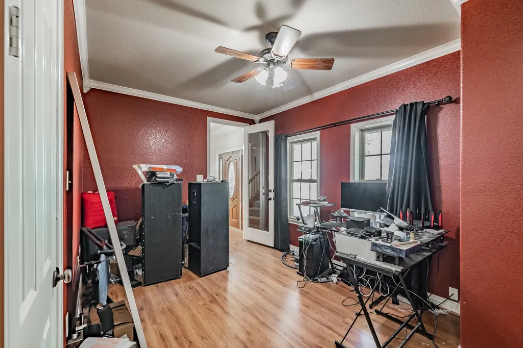 2865 J E Woody Road Springtown TX 76082