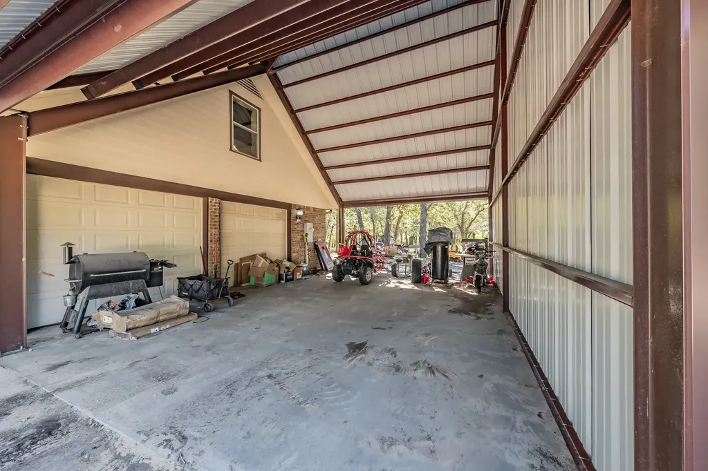 2865 J E Woody Road Springtown TX 76082