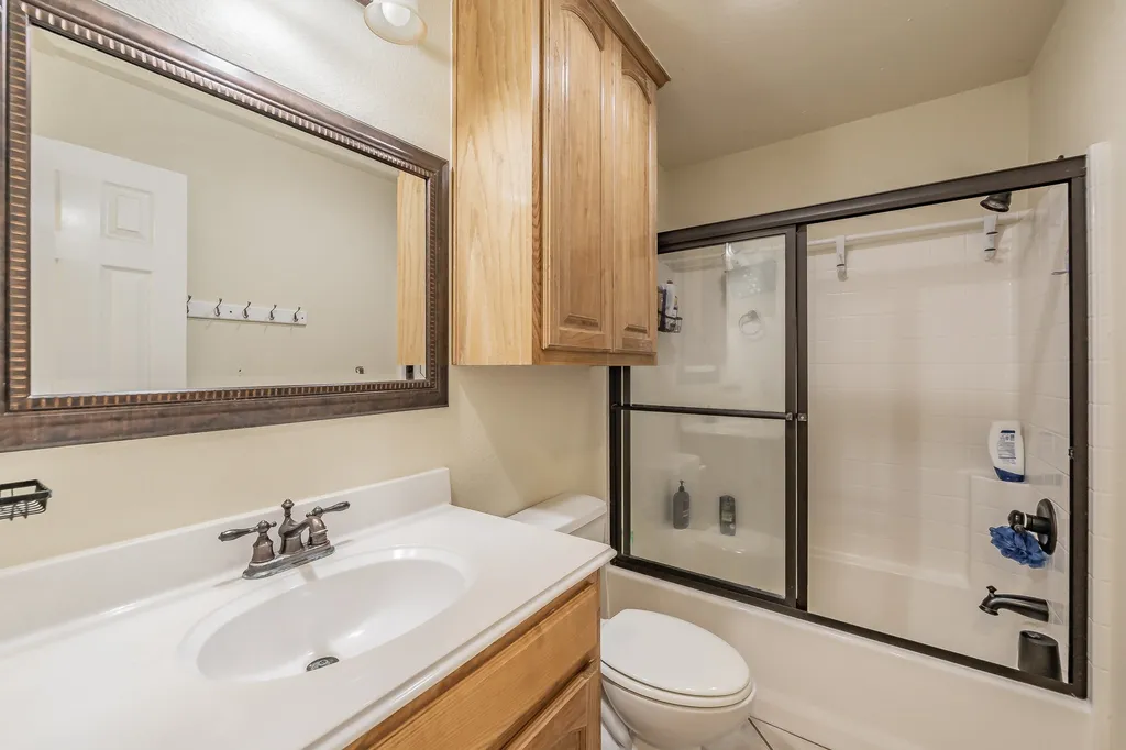 2865 J E Woody Road Springtown TX 76082