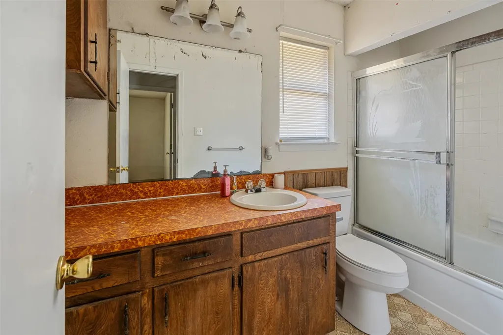 2888 Vz County Road 2708 Mabank TX 75147