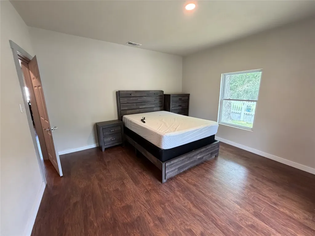 701 Olive Street Cleburne TX 76031