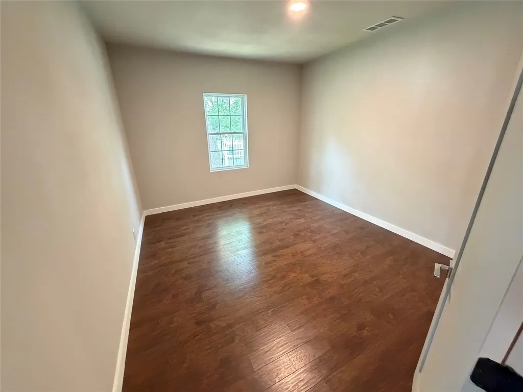 701 Olive Street Cleburne TX 76031