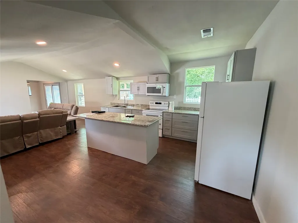 701 Olive Street Cleburne TX 76031
