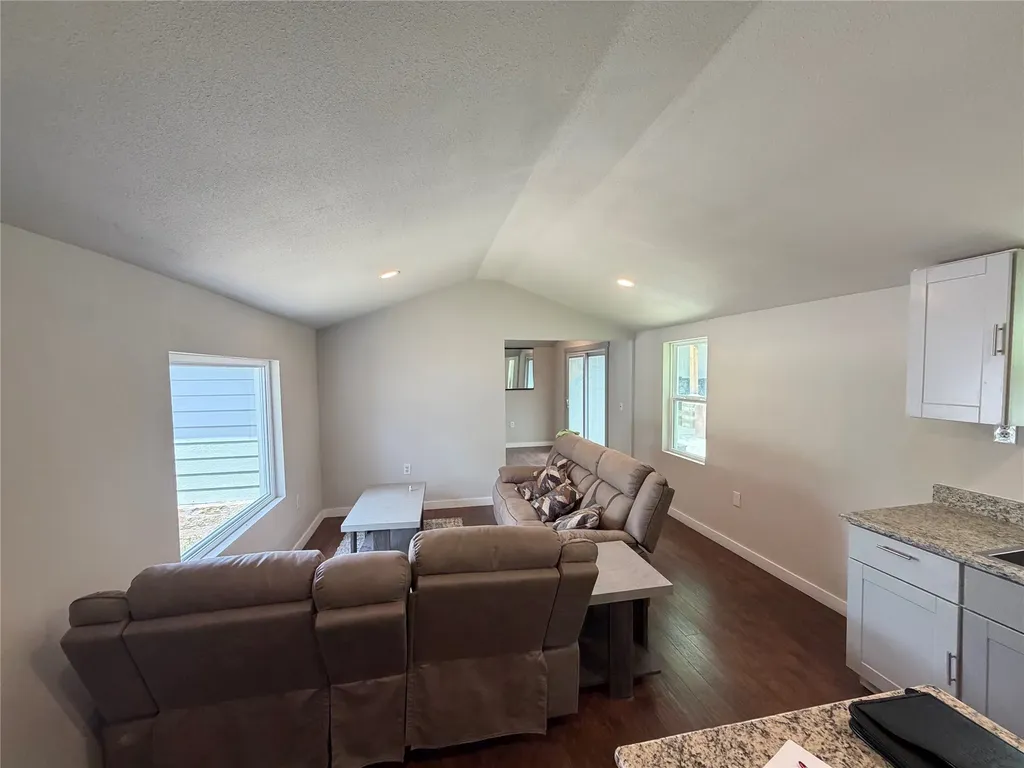 701 Olive Street Cleburne TX 76031