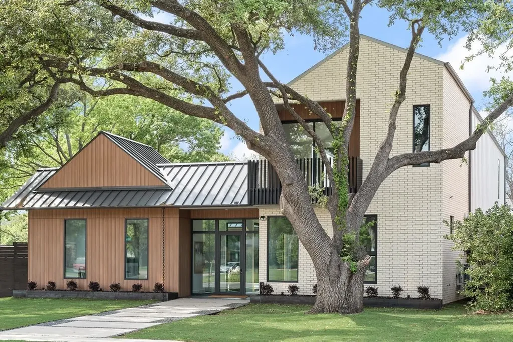 Dallas TX, 4103 Saranac Drive