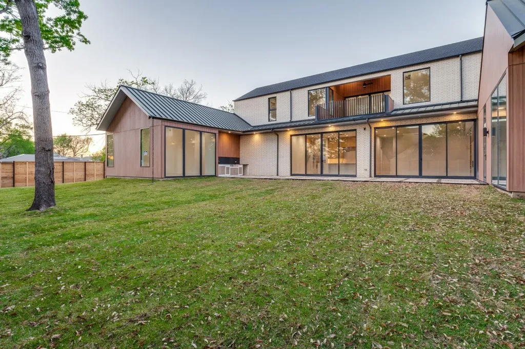 4103 Saranac Drive Dallas TX 75220