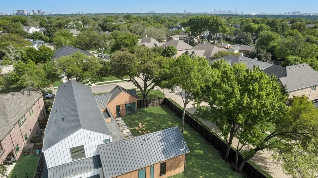 4103 Saranac Drive Dallas TX 75220