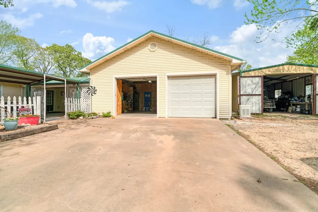 3178 E 2150 Grant OK 74738