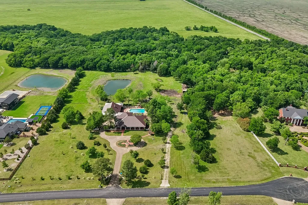 Rockwall TX, 1000 English Road