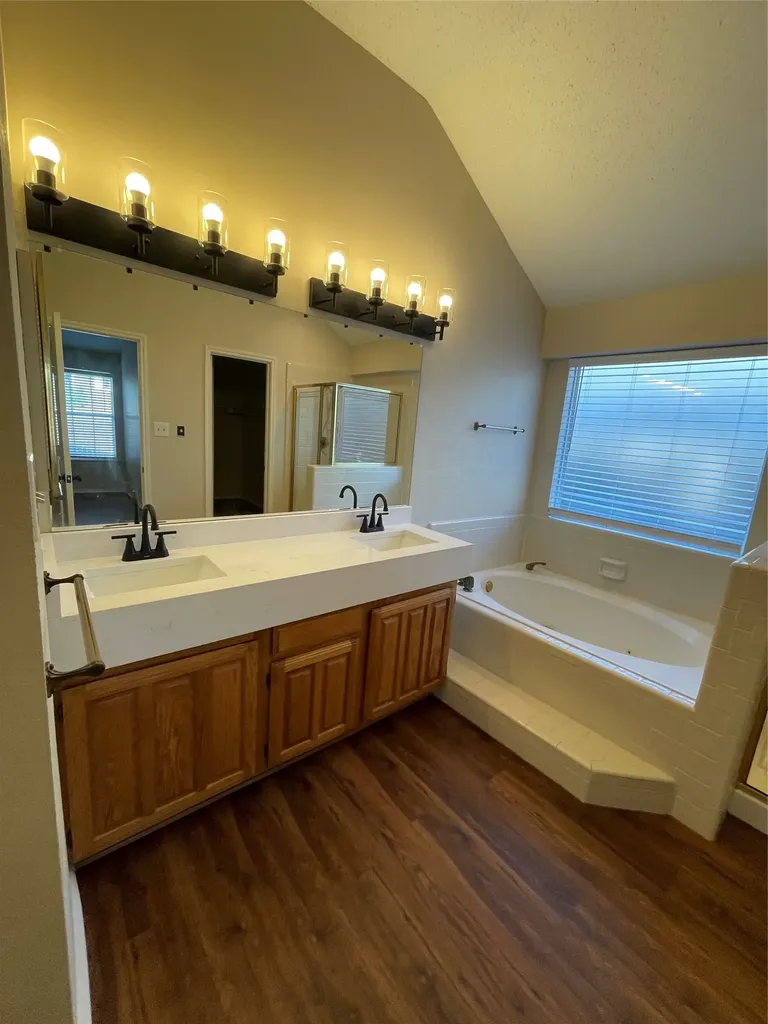 2149 Willowood Drive Grapevine TX 76051