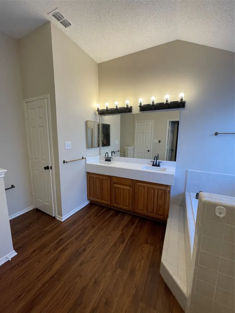 2149 Willowood Drive Grapevine TX 76051