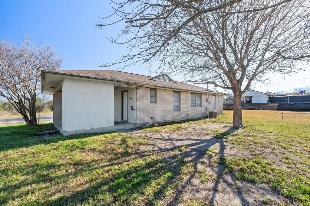 500 Highway 22 Meridian TX 76665