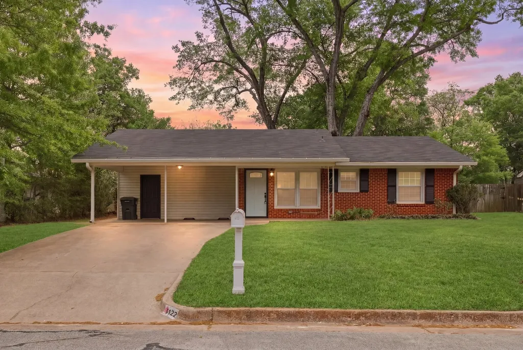 3122 Faith Lane Tyler TX 75701