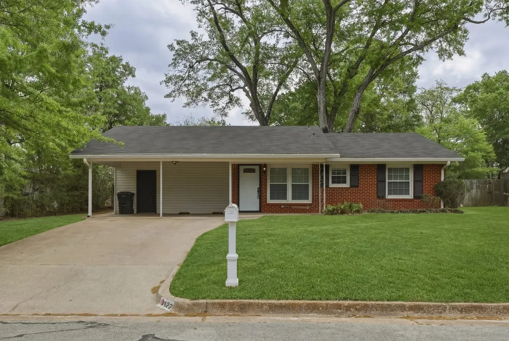 3122 Faith Lane Tyler TX 75701