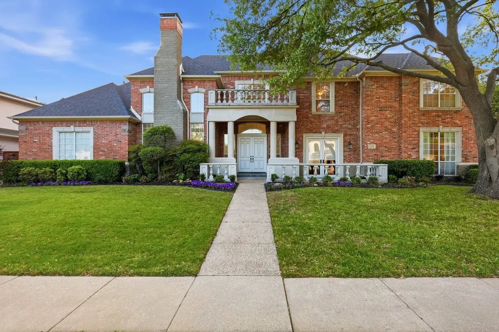 17431 Woods Edge Drive Dallas TX 75287