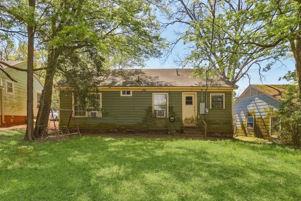 713 Highland Drive Palestine TX 75801