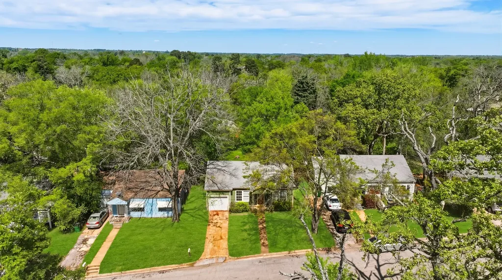 713 Highland Drive Palestine TX 75801