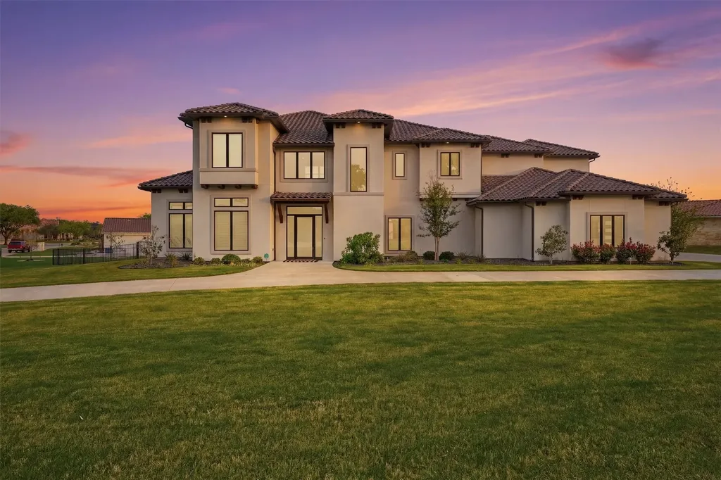 Granbury TX, 1611 Monterey Bay Court