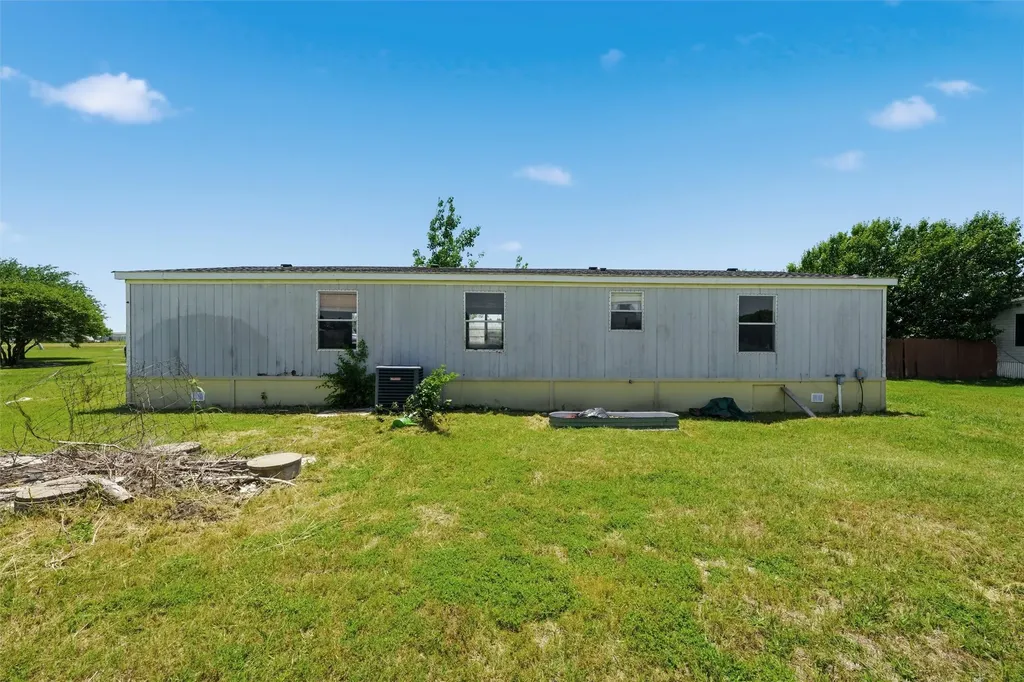 154 Hillside Drive Troy TX 76579