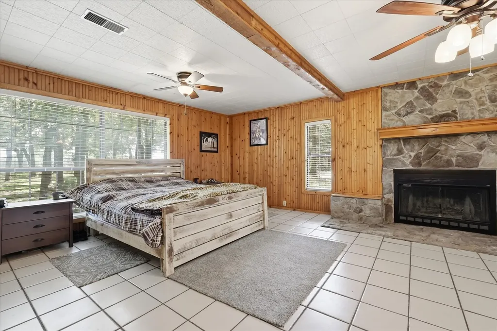 237 Brenda Lane Gainesville TX 76240