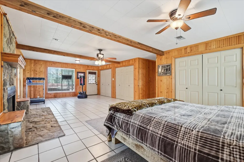 237 Brenda Lane Gainesville TX 76240