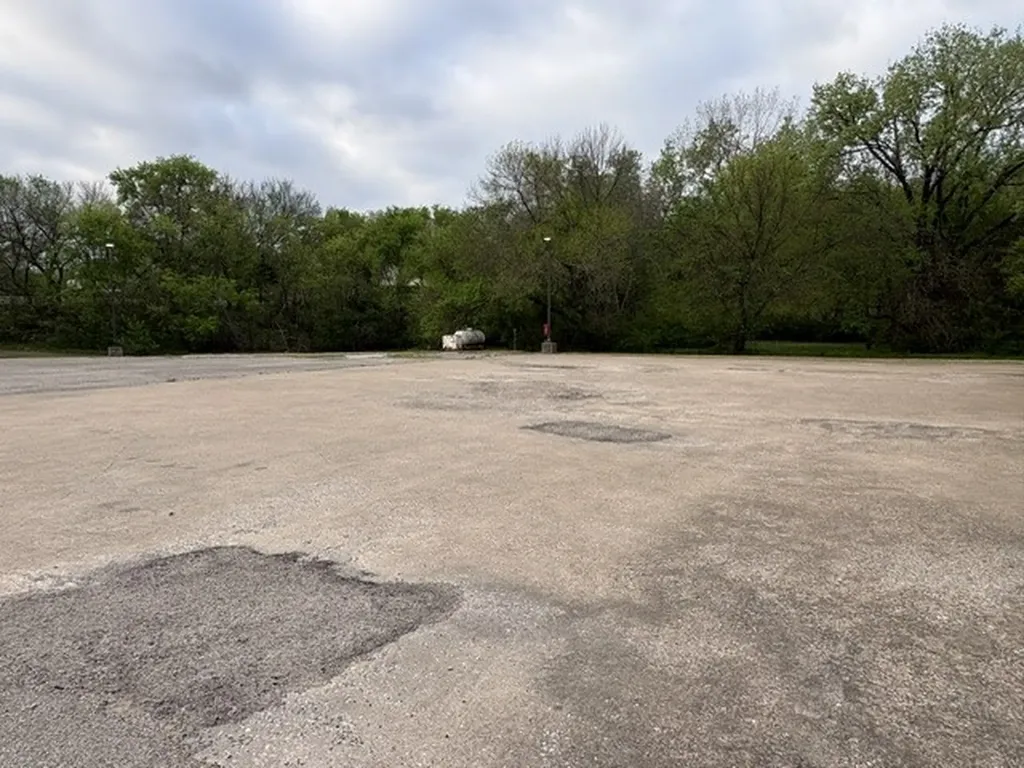4101 S Texoma Parkway Denison TX 75020