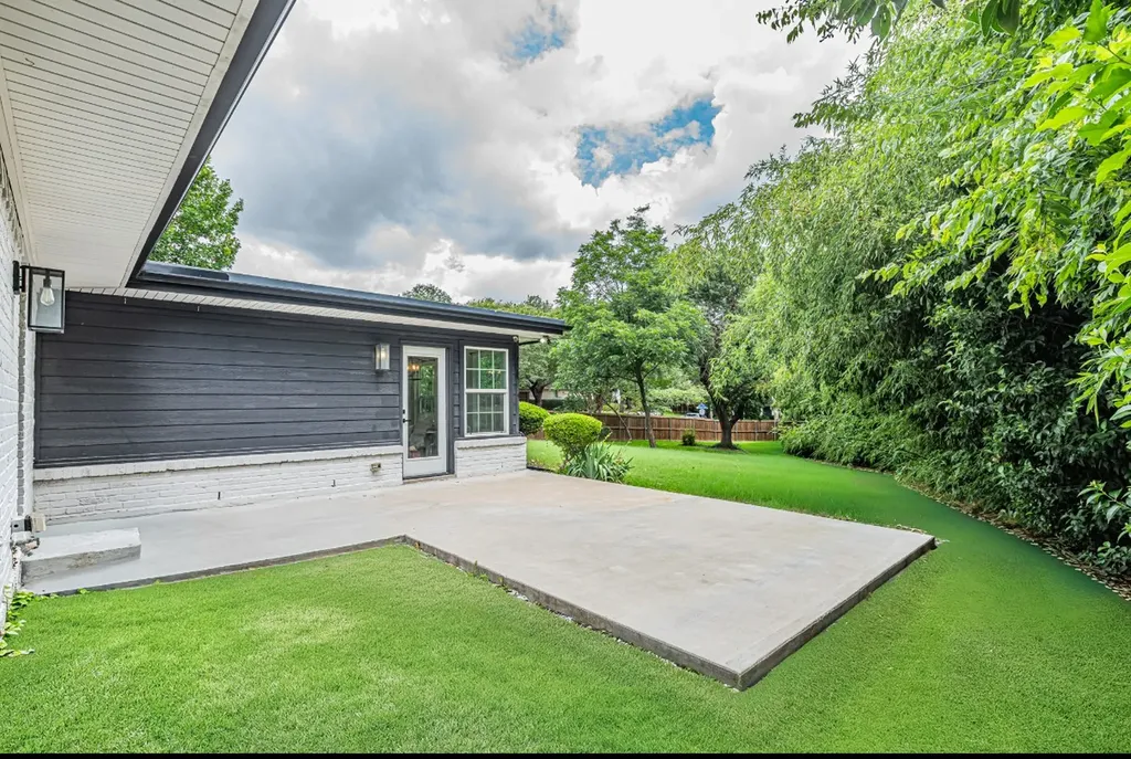 322 Canyon Ridge Drive Richardson TX 75080