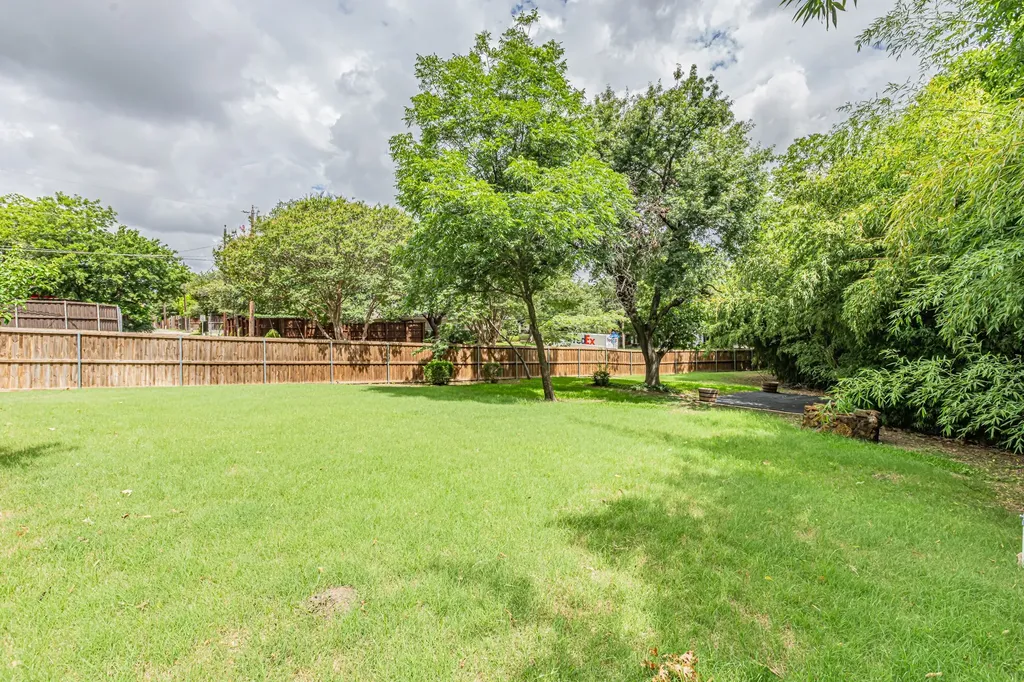 322 Canyon Ridge Drive Richardson TX 75080