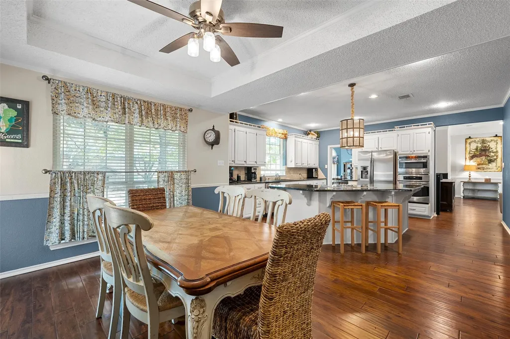418 Riverview Drive Woodway TX 76712