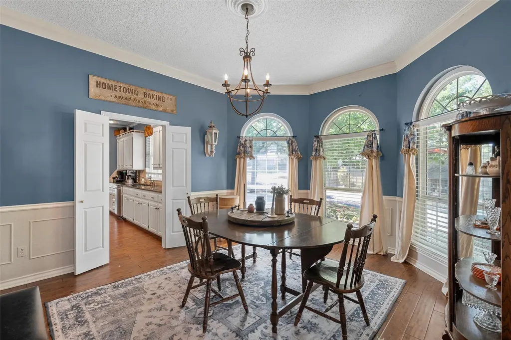 418 Riverview Drive Woodway TX 76712