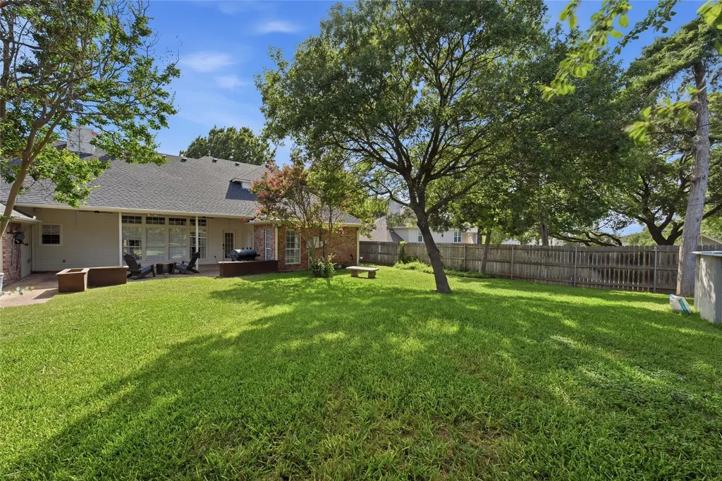 418 Riverview Drive Woodway TX 76712