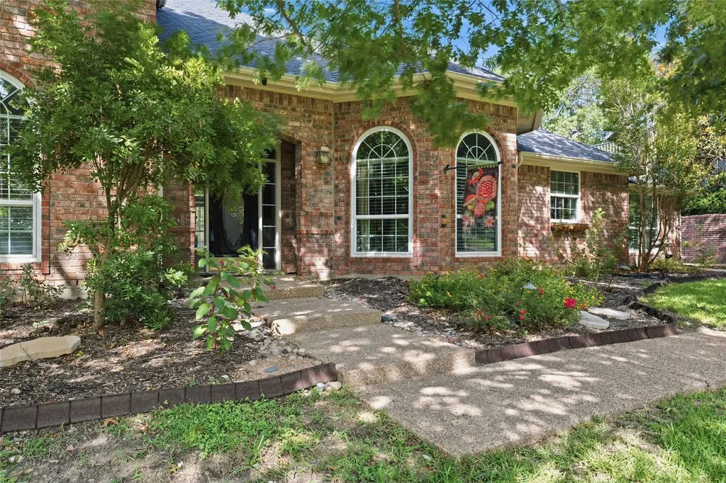 418 Riverview Drive Woodway TX 76712