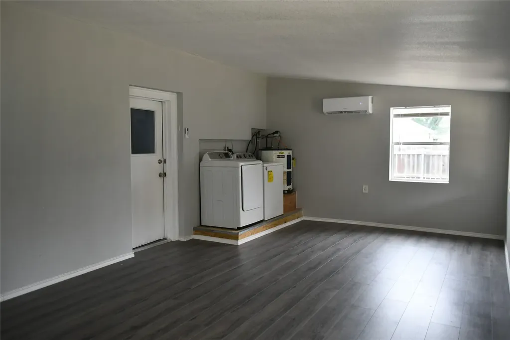 401 Powers Street Lacy Lakeview TX 76705